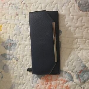 Tumi wallet dark navy